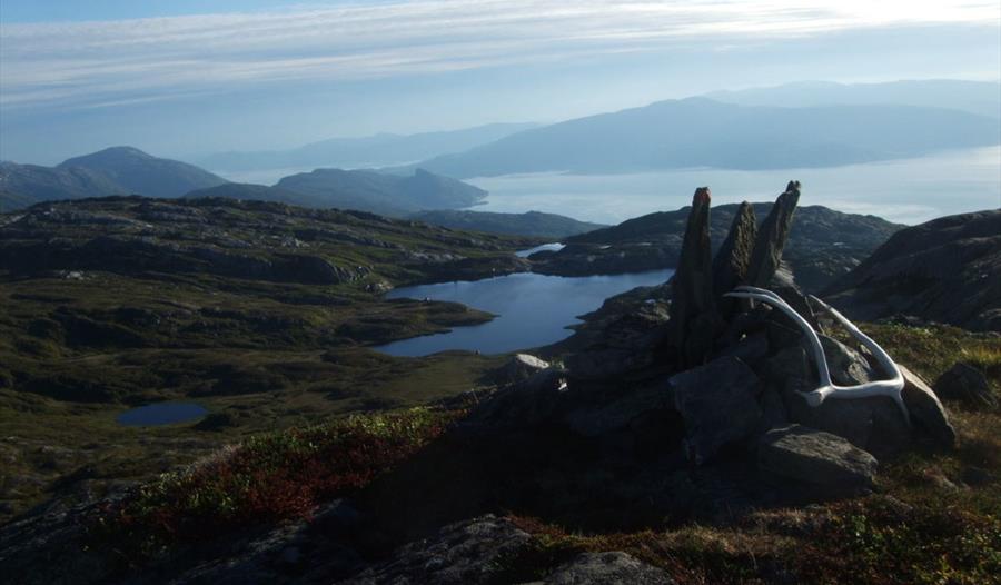 Fjordutsikt frå vatnasetenuten