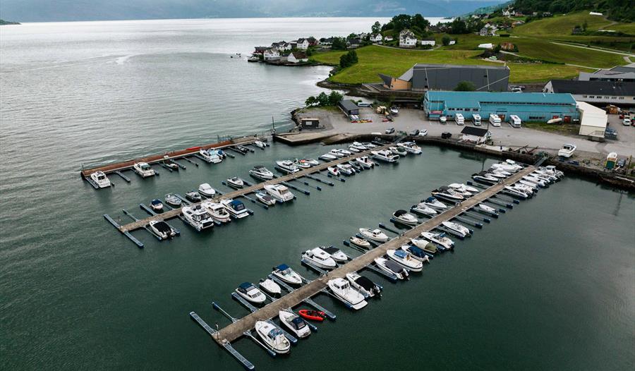 Øystese Gjestehamn