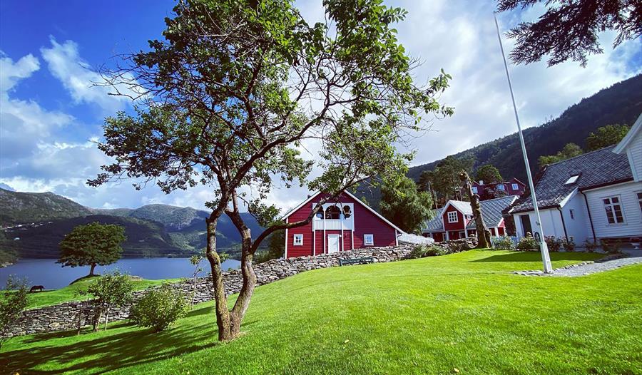 Øvre-Eide Gård