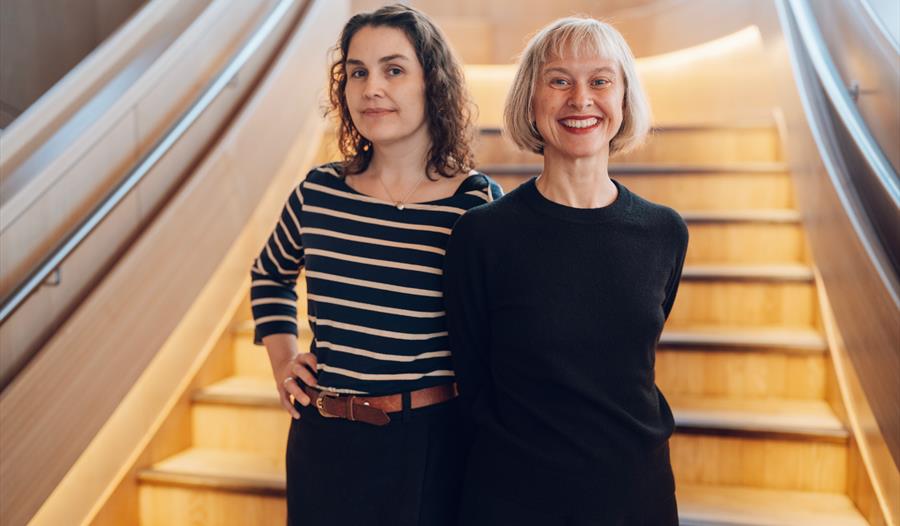 Foto av Janne Stigen Drangsholt og Therese G. Eide.