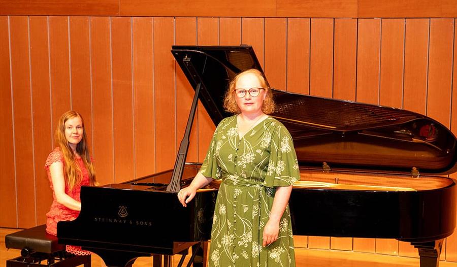 Biletet er teke i samband med ein konsert i Kabuso tidlegare i år