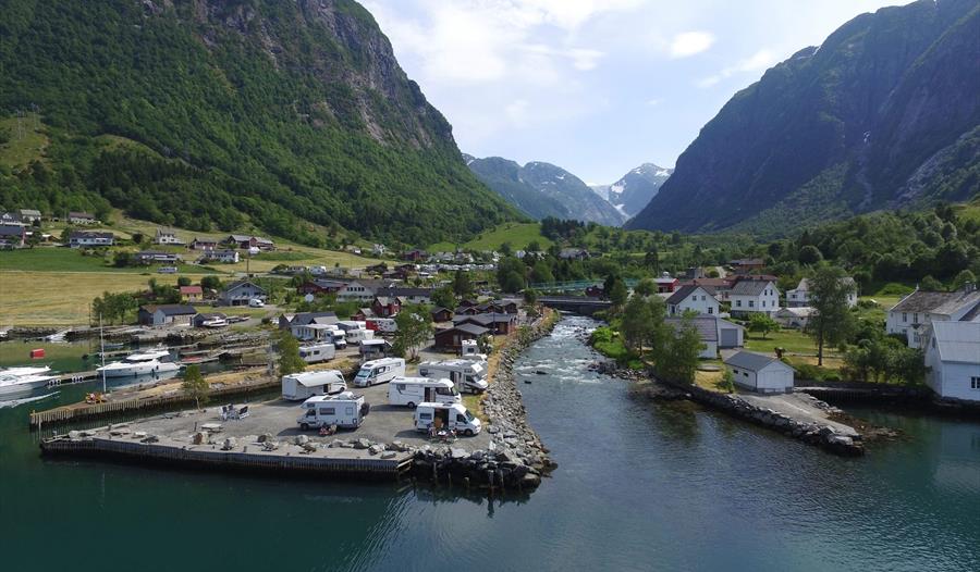 Sundal Camping