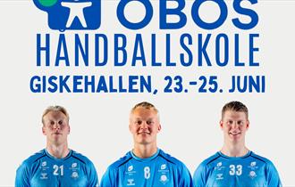Annonse om Handballskole med tre handballspillere