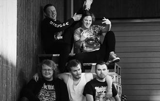 Medlemmer av Féleth band