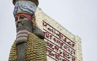 Skulptur The invisible enemy should not exist (Lamassu of Nineveh)