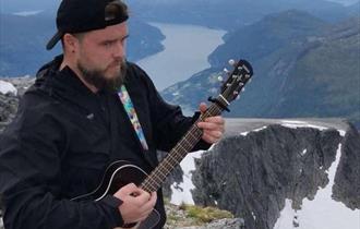 Fredags kveld med Jonas Paulsen Løvås