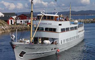 Ms Midthordland fra Sotra til Torgdagen
