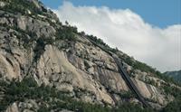 Dei imponerande rørledningane frå Lilletopp, ein viktig del av vasskrafta i Hardanger.