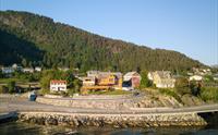 Lavik Fjord Hotel & Apartments