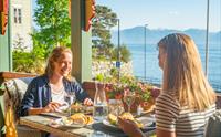 Lavik Fjord Hotel Restaurant
