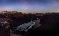 Trolltunga under stjernehimmelen – ei magisk oppleving for dei som vil sjå naturen frå ei ny side.