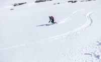 Off-piste i puddersnø