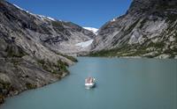 Brevegen - båt transport til Nigardsbreen