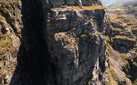 Massiv fjellformasjon.