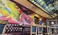 Leela India Restaurant og Bar