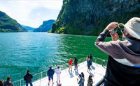 Fjord cruise på Nærøyfjorden