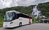 Boreal Travel ved Tvindefossen