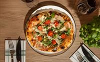 Pizza, vil og øl, hver tirsdag-fredag fra kl 1530-21
