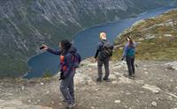 Spektakulær utsikt på vei mot Trolltunga